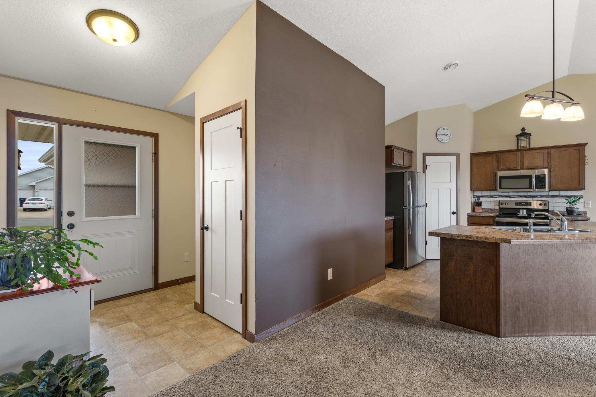 423 W Overlook Drive, Ellsworth, Wisconsin image 5