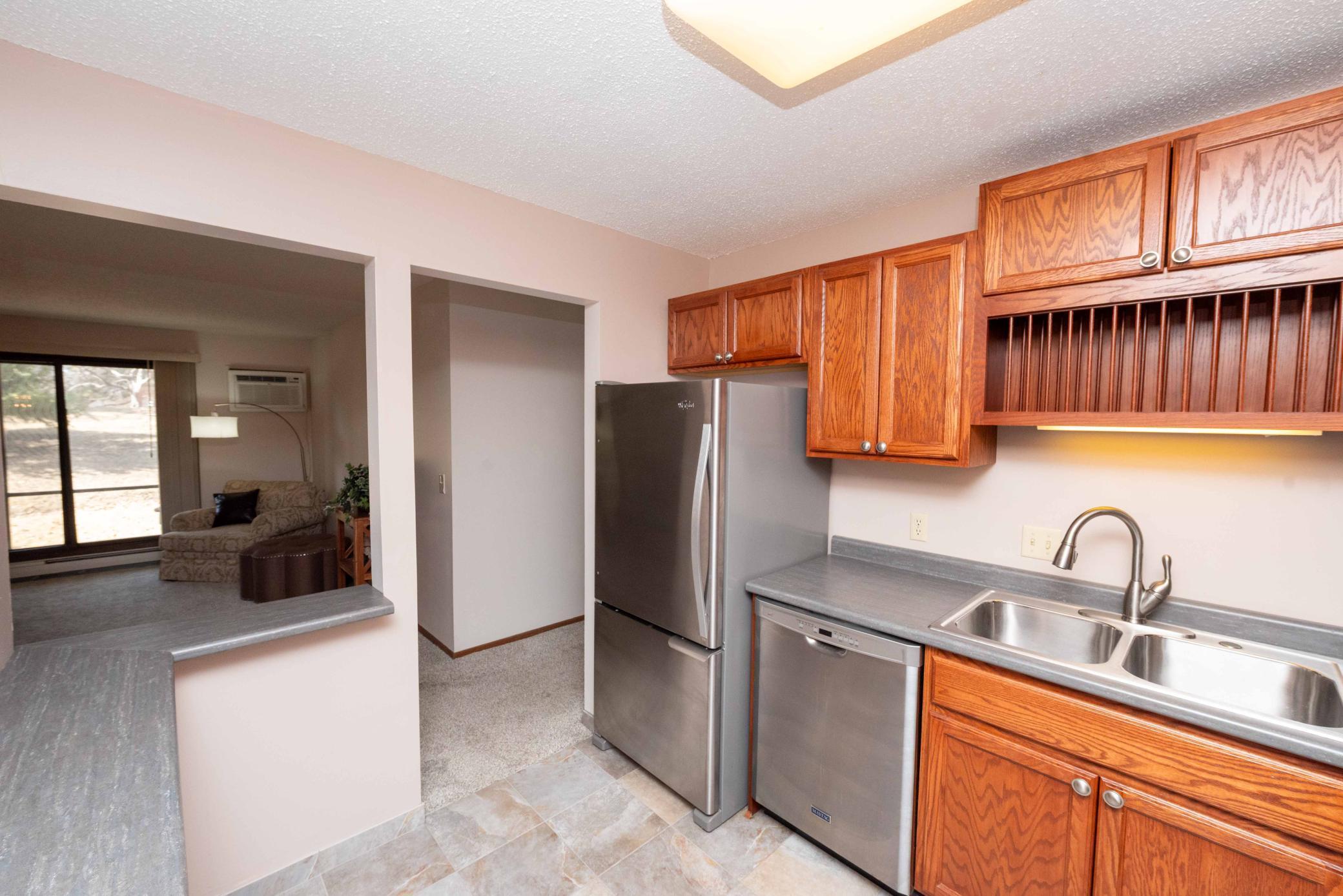 11160 Anderson Lakes Parkway #114, Eden Prairie, Minnesota image 4