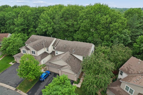 Townhouse For Sale - 8011 Everest Lane<br/> Hennepin County, Maple Grove, MN 55311