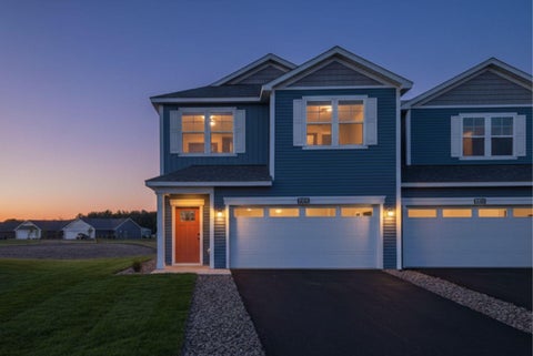 Townhouse For Sale - 5485 Fall Meadow Trail<br/> North Branch, MN 55056