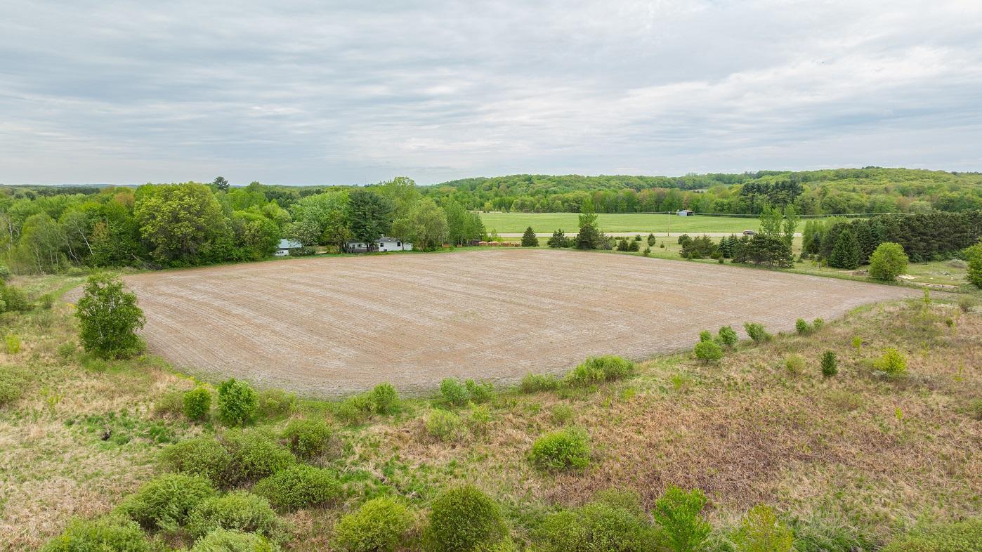 Hemlock Road, Mondovi, Wisconsin image 7