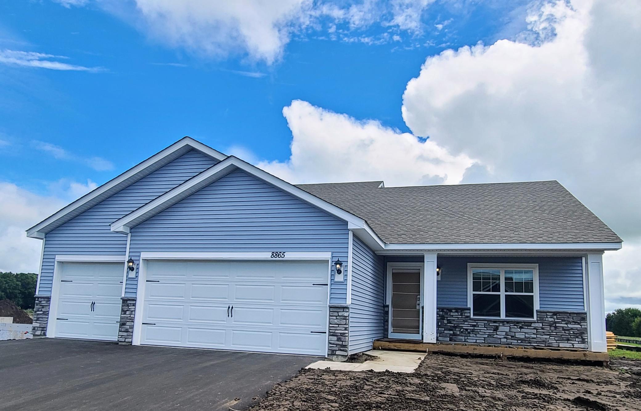 17541 Dunkirk Way, Lakeville, Minnesota image 3