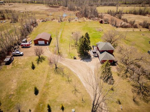 Homes For Sale - 14237 30th Avenue<br/> Clay County, Glyndon, MN 56547