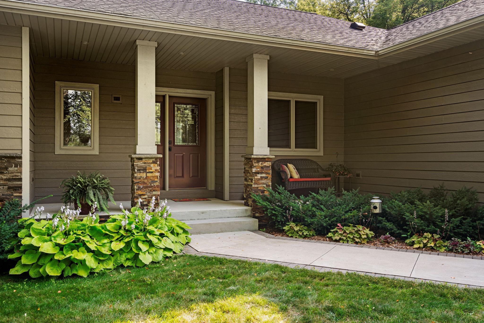 10060 SW 82nd Avenue, Ellendale, Minnesota image 2