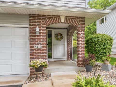 Townhouse For Sale - 3410 Spring Glen Circle<br/> Prior Lake, MN 55372