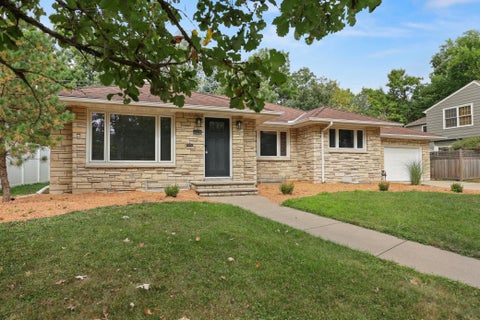 Homes For Sale - 4370 Mackey Avenue<br/> Minneapolis, MN 55424