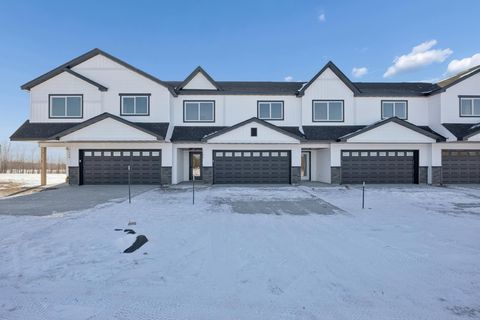 Townhouse For Sale - 1106 45th Avenue<br/> Saint Cloud, MN 56304