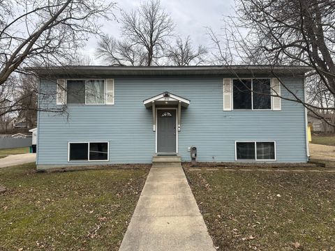 Homes For Sale - 310 E 2nd Street<br/> Freeborn County, Albert Lea, MN 56007