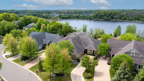 Townhouse For Sale - 14340 56th Avenue<br/> Hennepin County, Plymouth, MN 55446