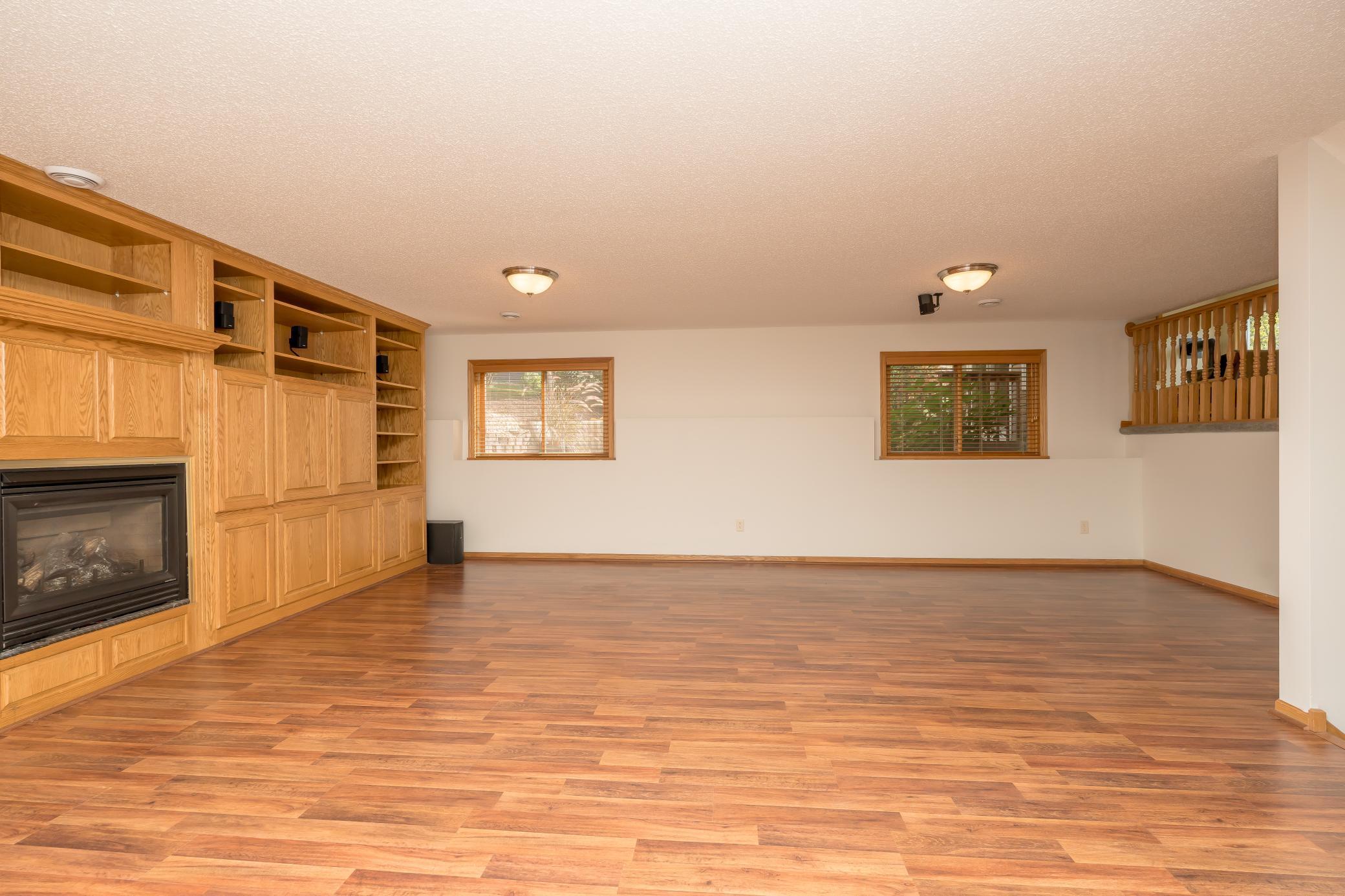 19493 Albany Circle, Elk River, Minnesota image 24
