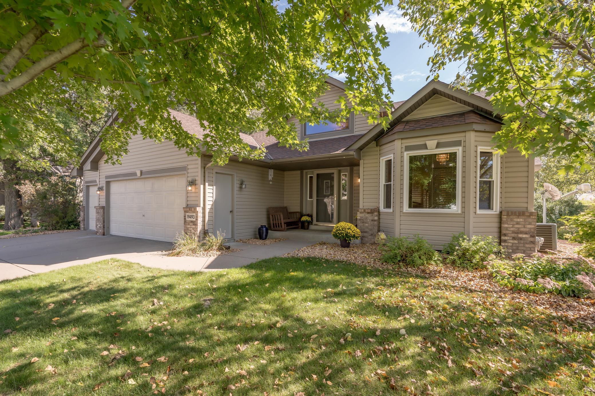 19493 Albany Circle, Elk River, Minnesota image 2