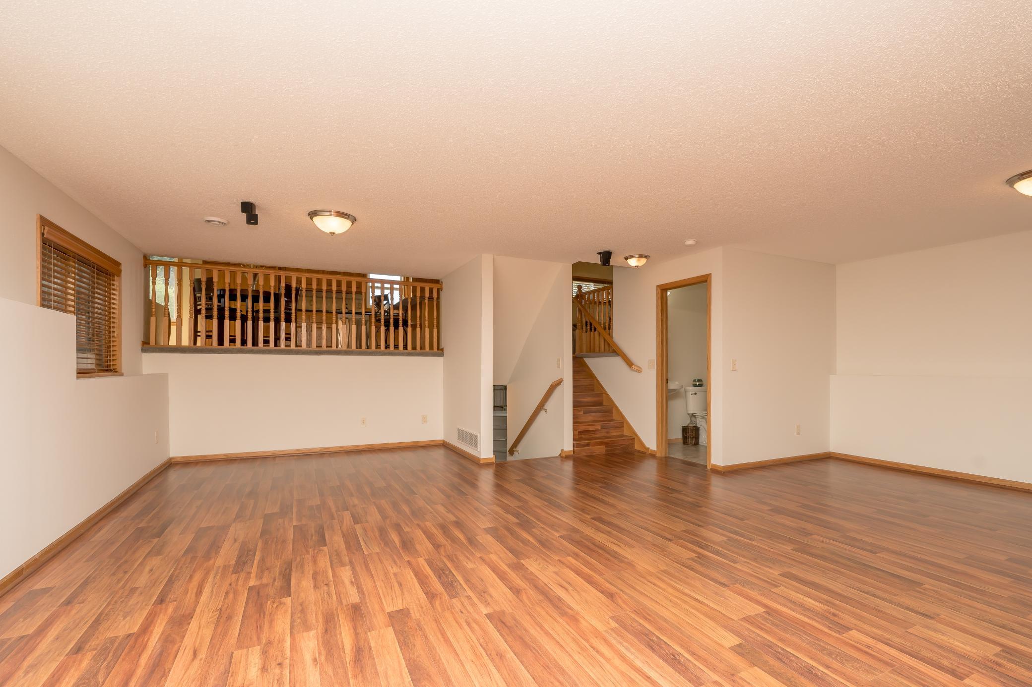19493 Albany Circle, Elk River, Minnesota image 27