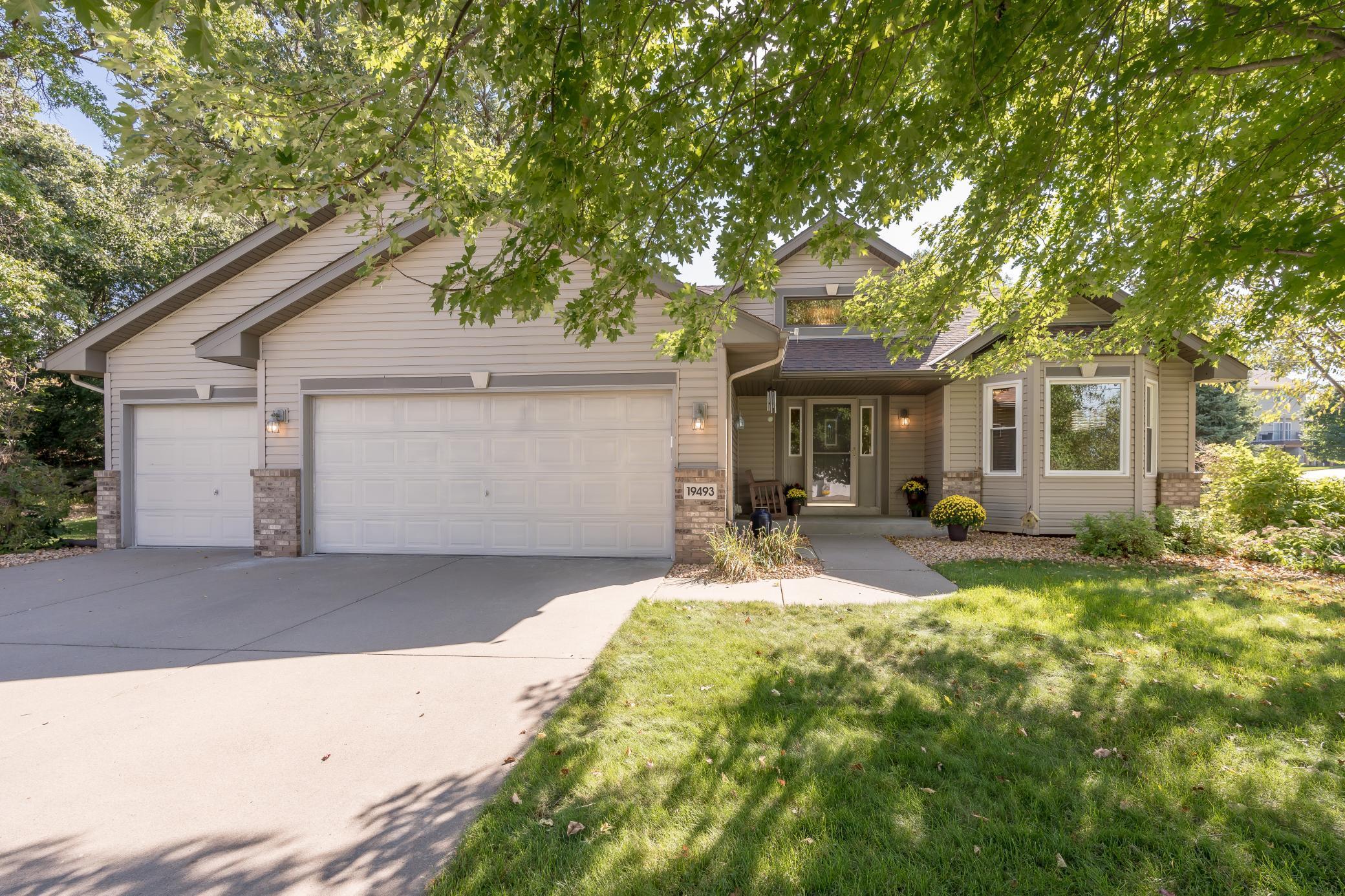 19493 Albany Circle, Elk River, Minnesota image 1