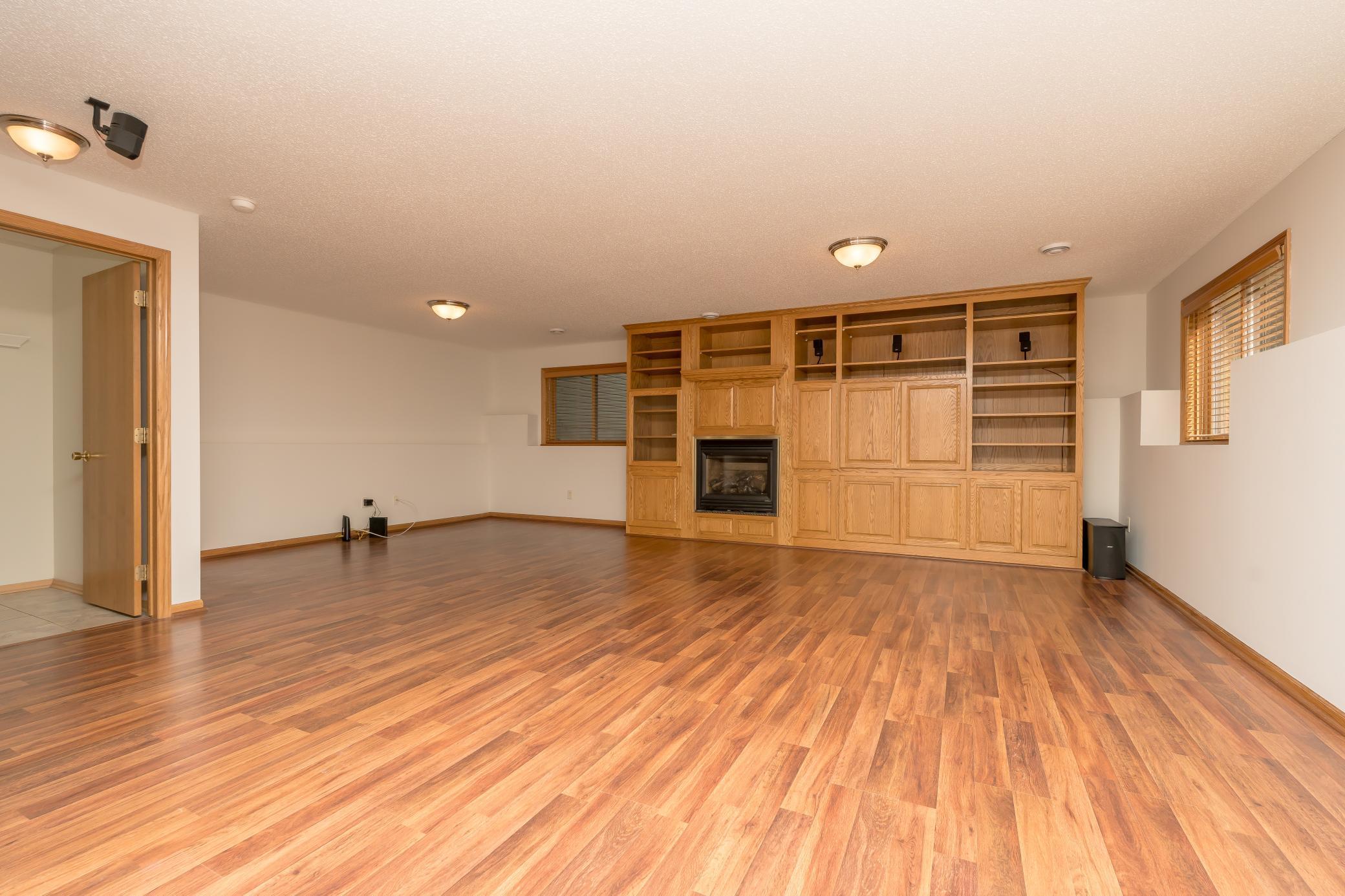 19493 Albany Circle, Elk River, Minnesota image 26