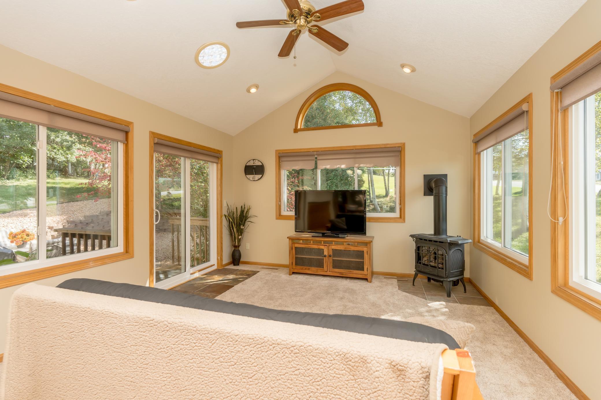 19493 Albany Circle, Elk River, Minnesota image 14