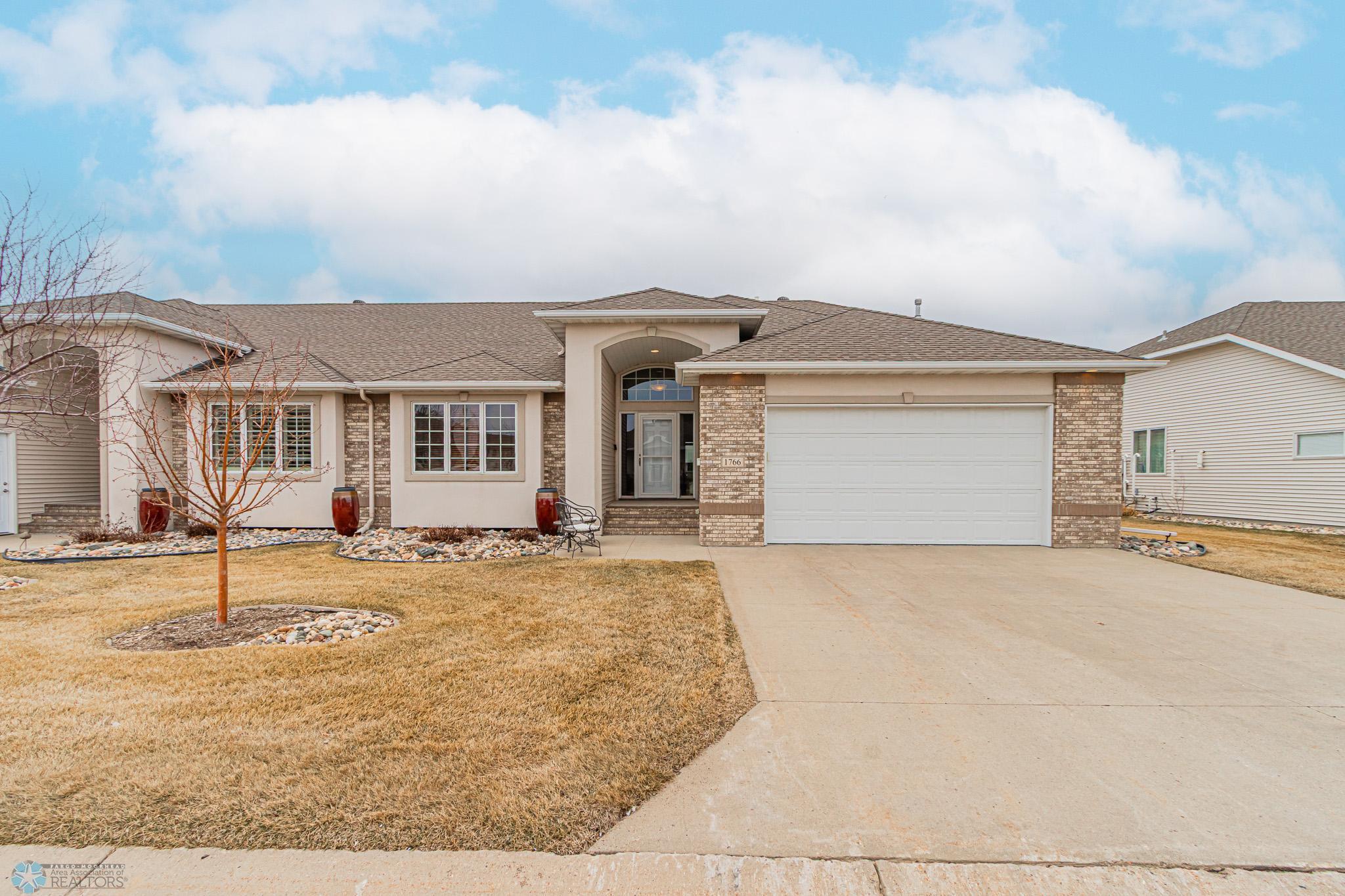 1766 Evergreen Way, West Fargo, North Dakota image 1