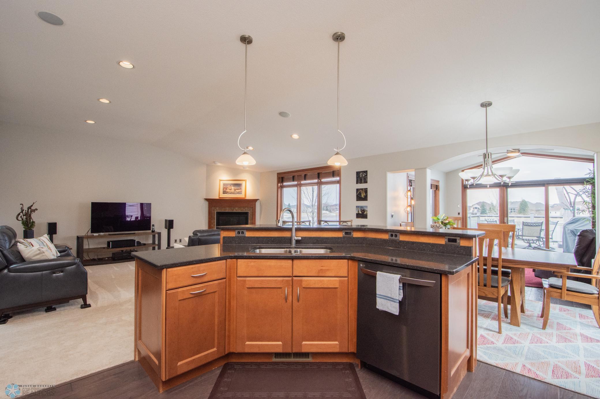 1766 Evergreen Way, West Fargo, North Dakota image 21