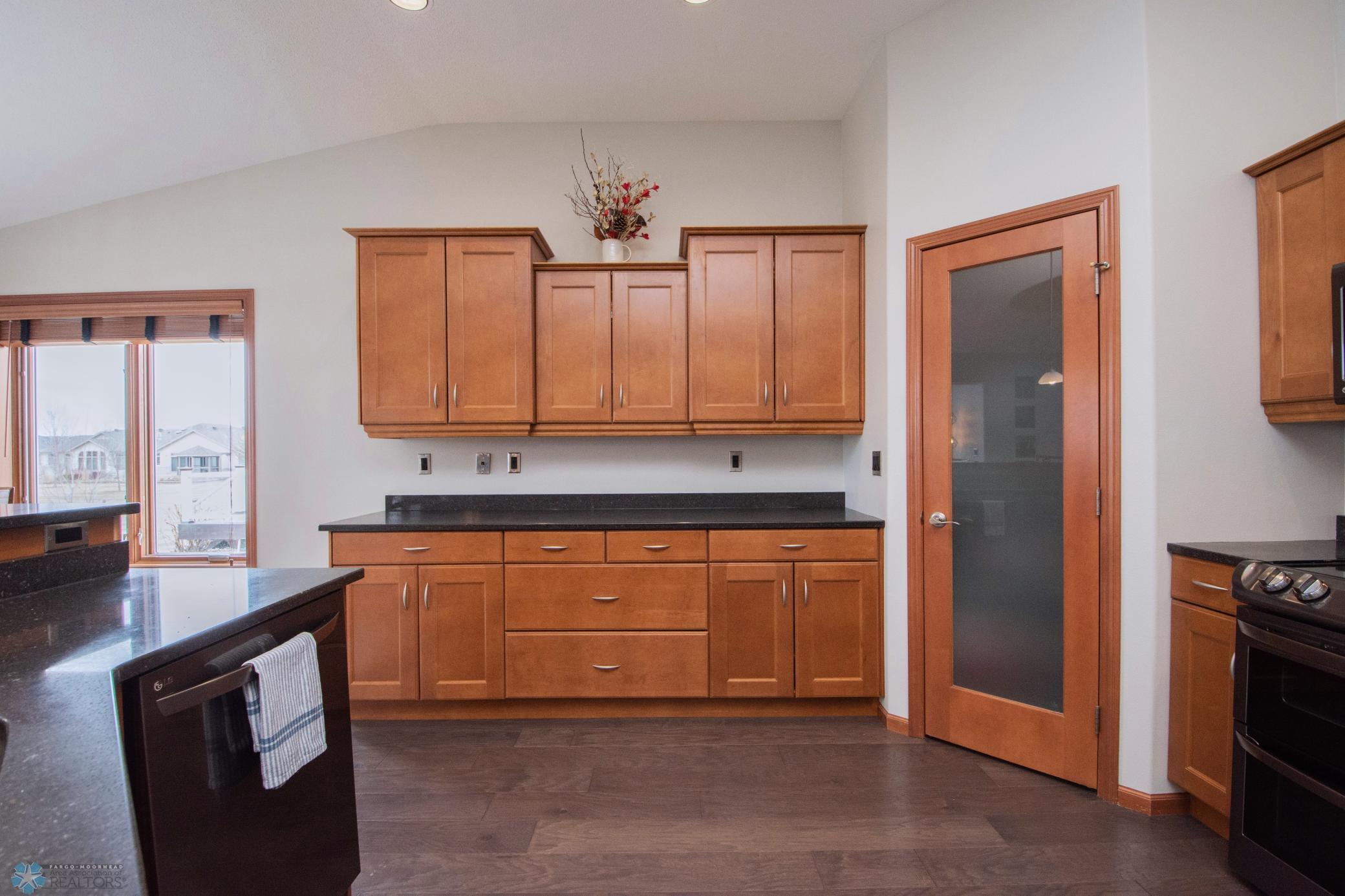 1766 Evergreen Way, West Fargo, North Dakota image 18