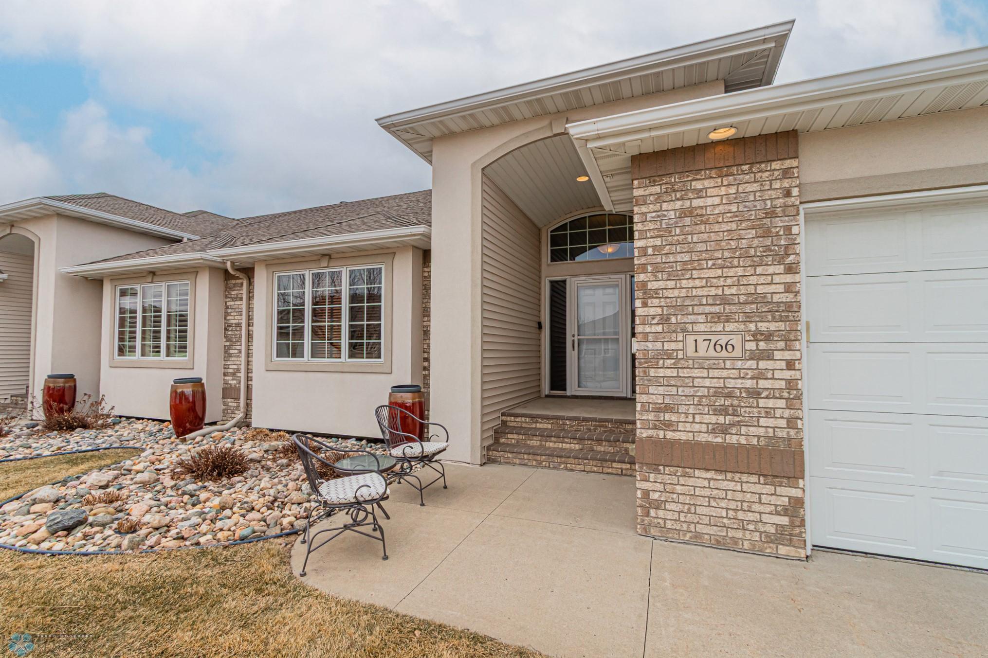 1766 Evergreen Way, West Fargo, North Dakota image 3