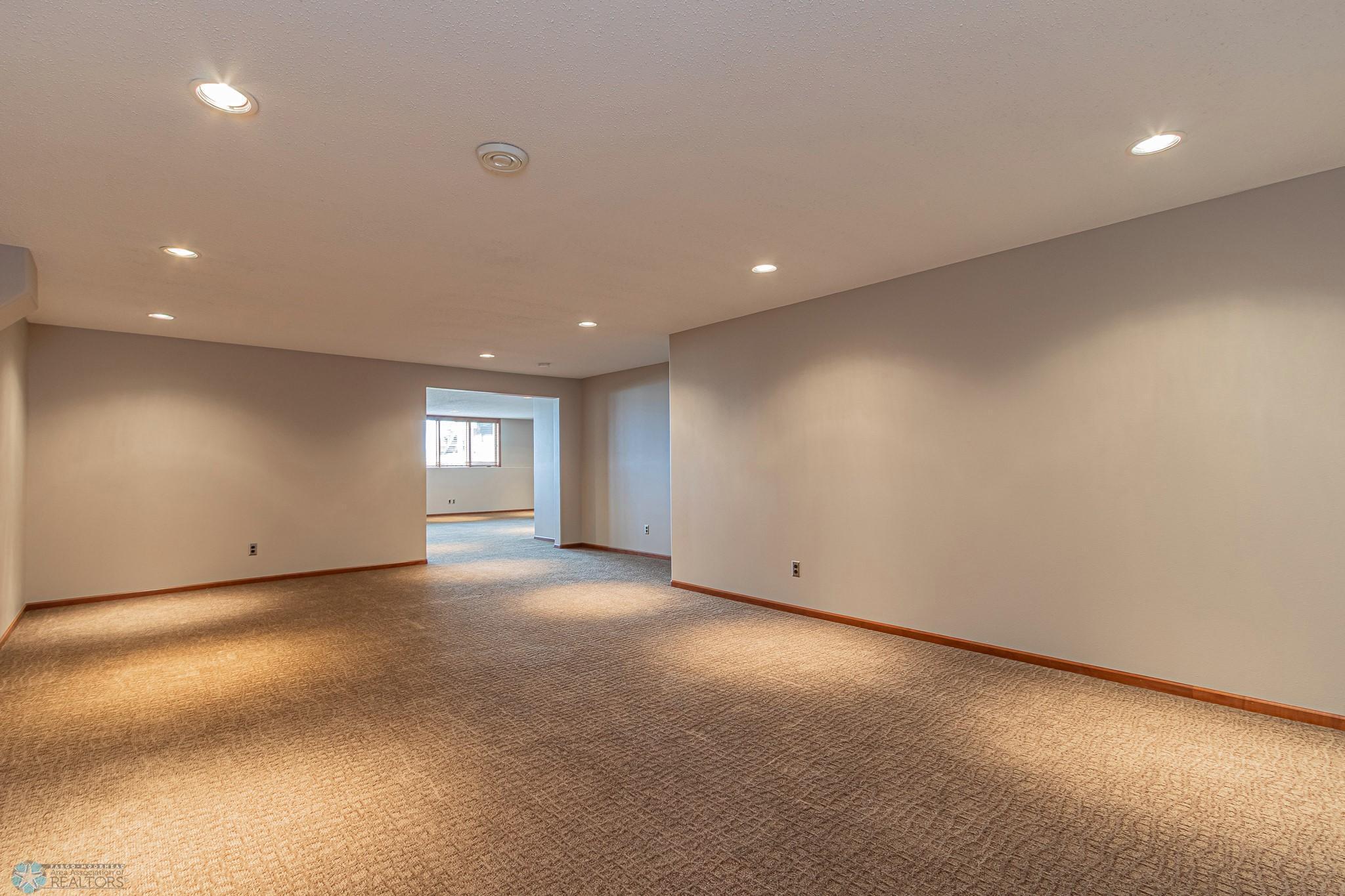 1766 Evergreen Way, West Fargo, North Dakota image 48
