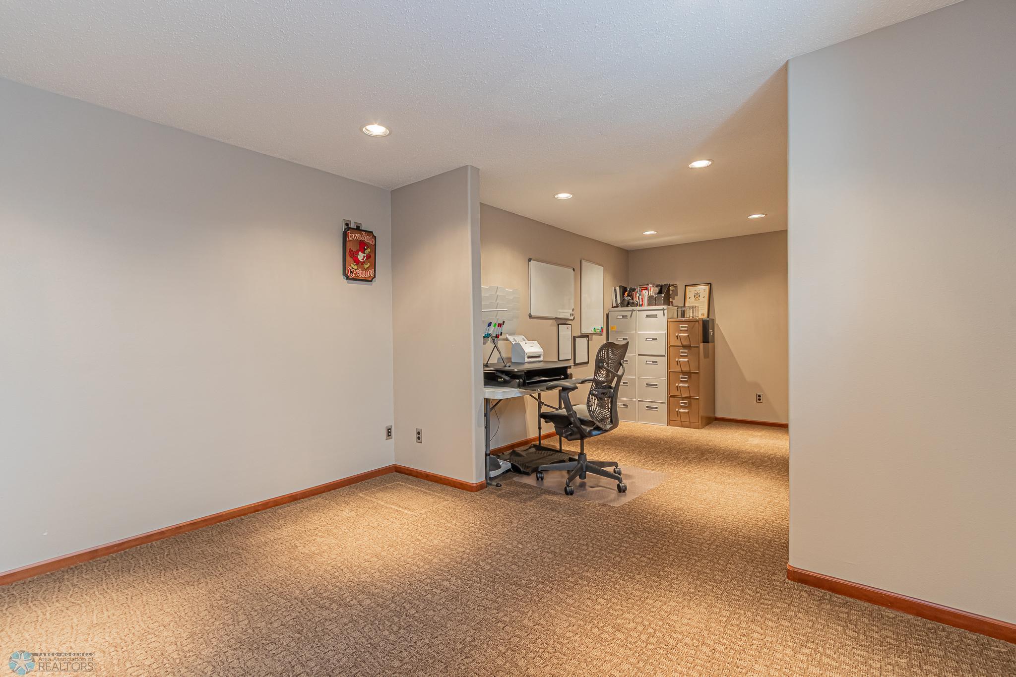 1766 Evergreen Way, West Fargo, North Dakota image 43