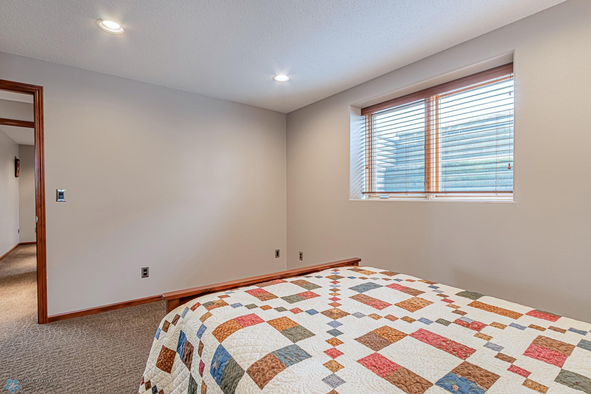 1766 Evergreen Way, West Fargo, North Dakota image 46