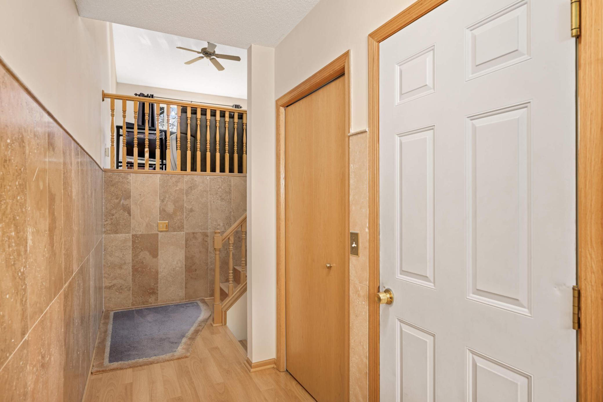 11843 River Hills Drive, Burnsville, Minnesota image 5