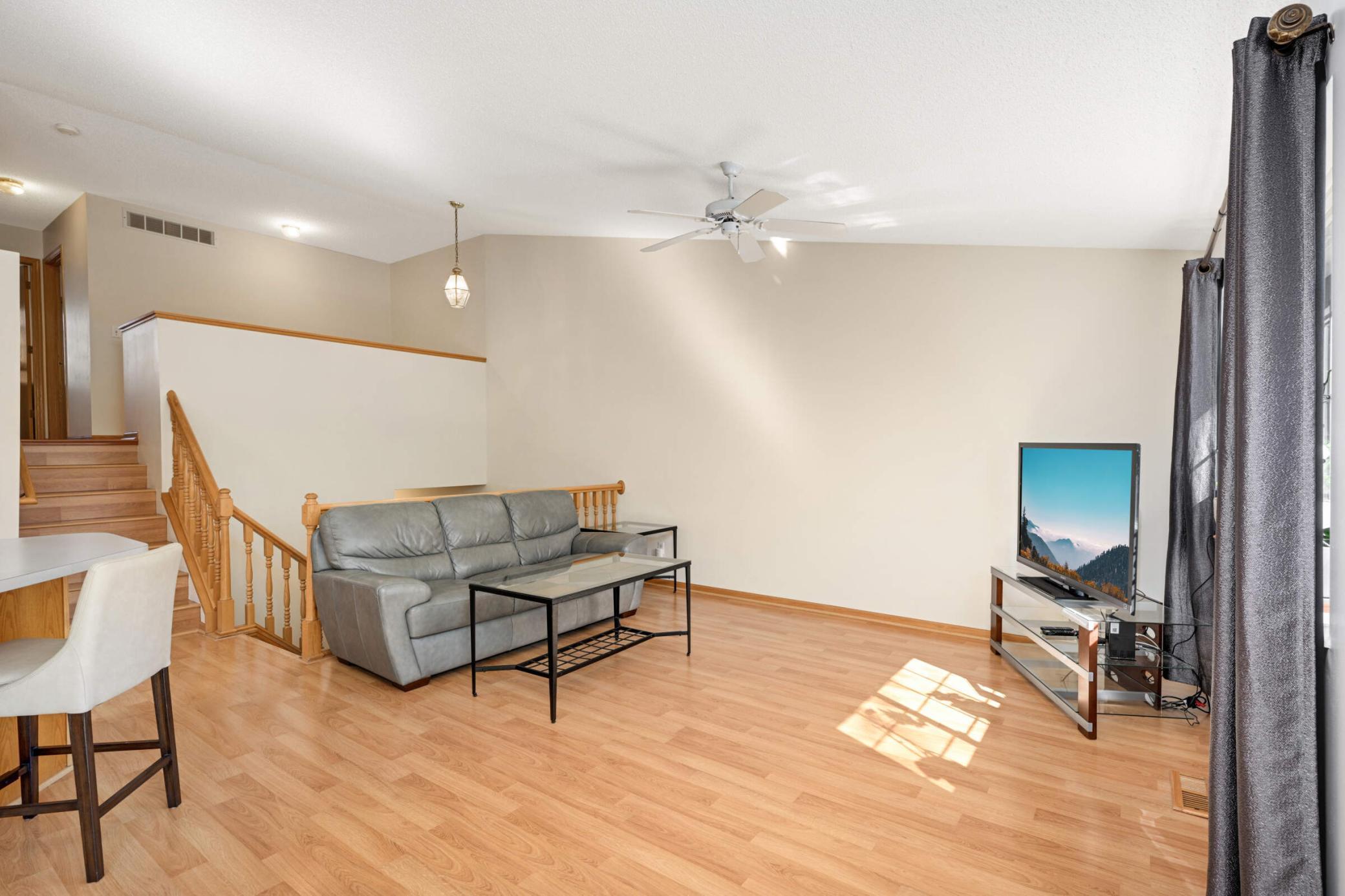 11843 River Hills Drive, Burnsville, Minnesota image 12