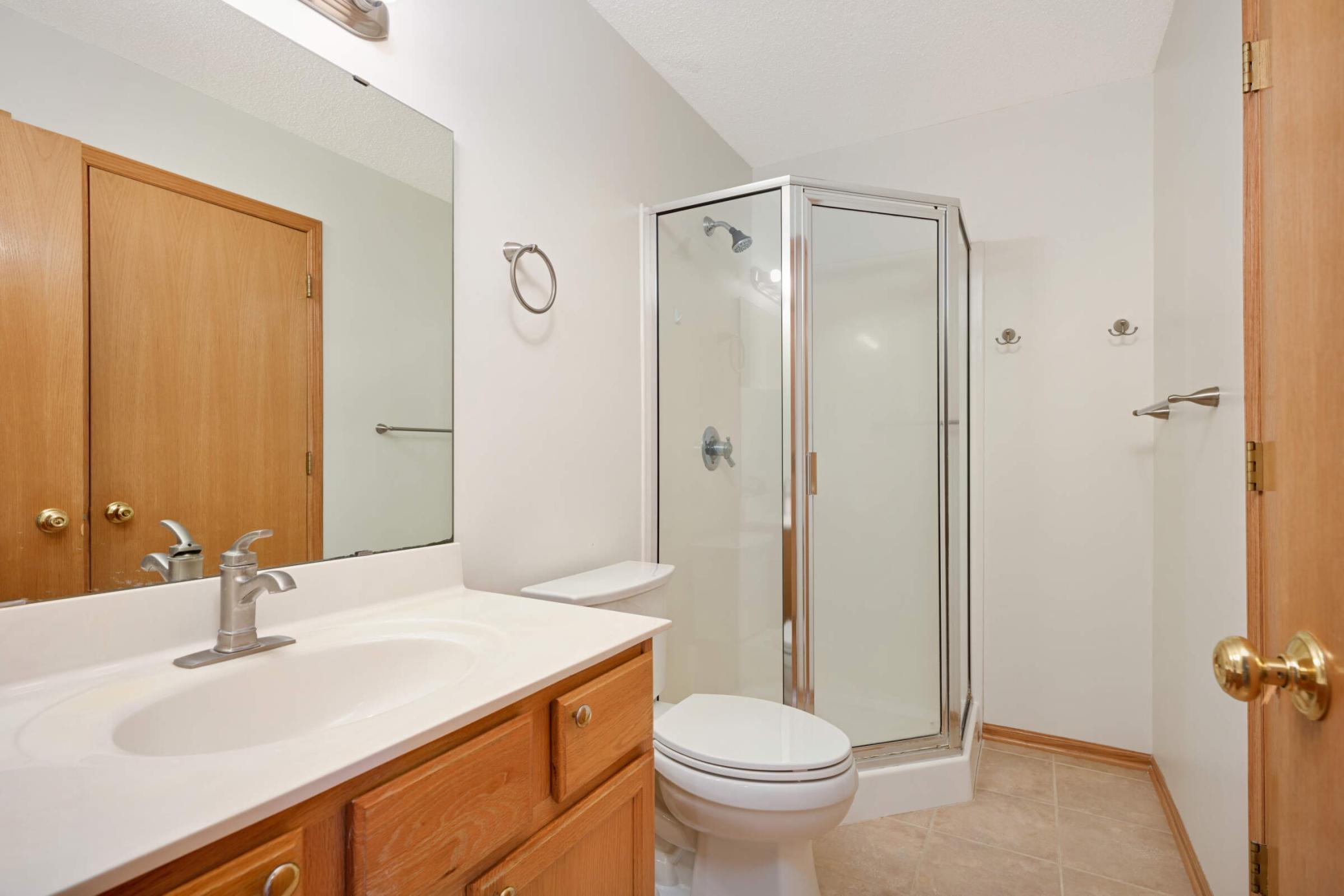 11843 River Hills Drive, Burnsville, Minnesota image 17
