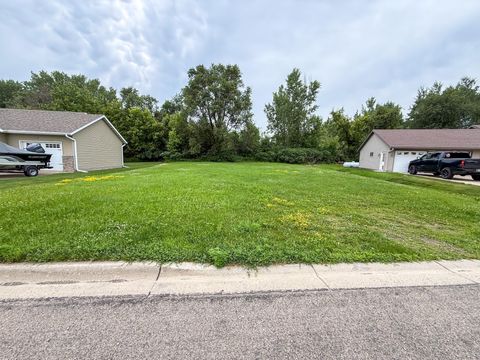 Vacant Land For Sale - 1275L Bellflower Lane<br/> Owatonna, MN 55060