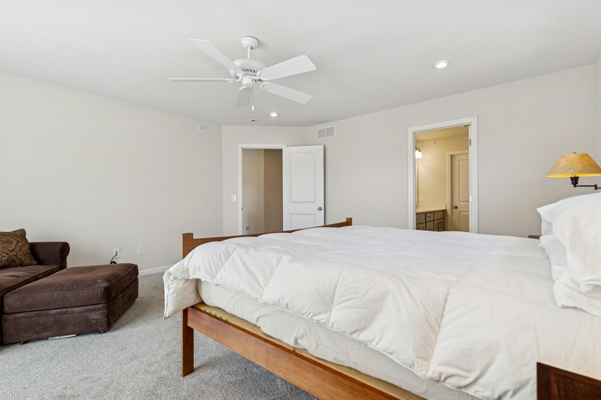 6645 Jody Avenue, Cottage Grove, Minnesota image 15
