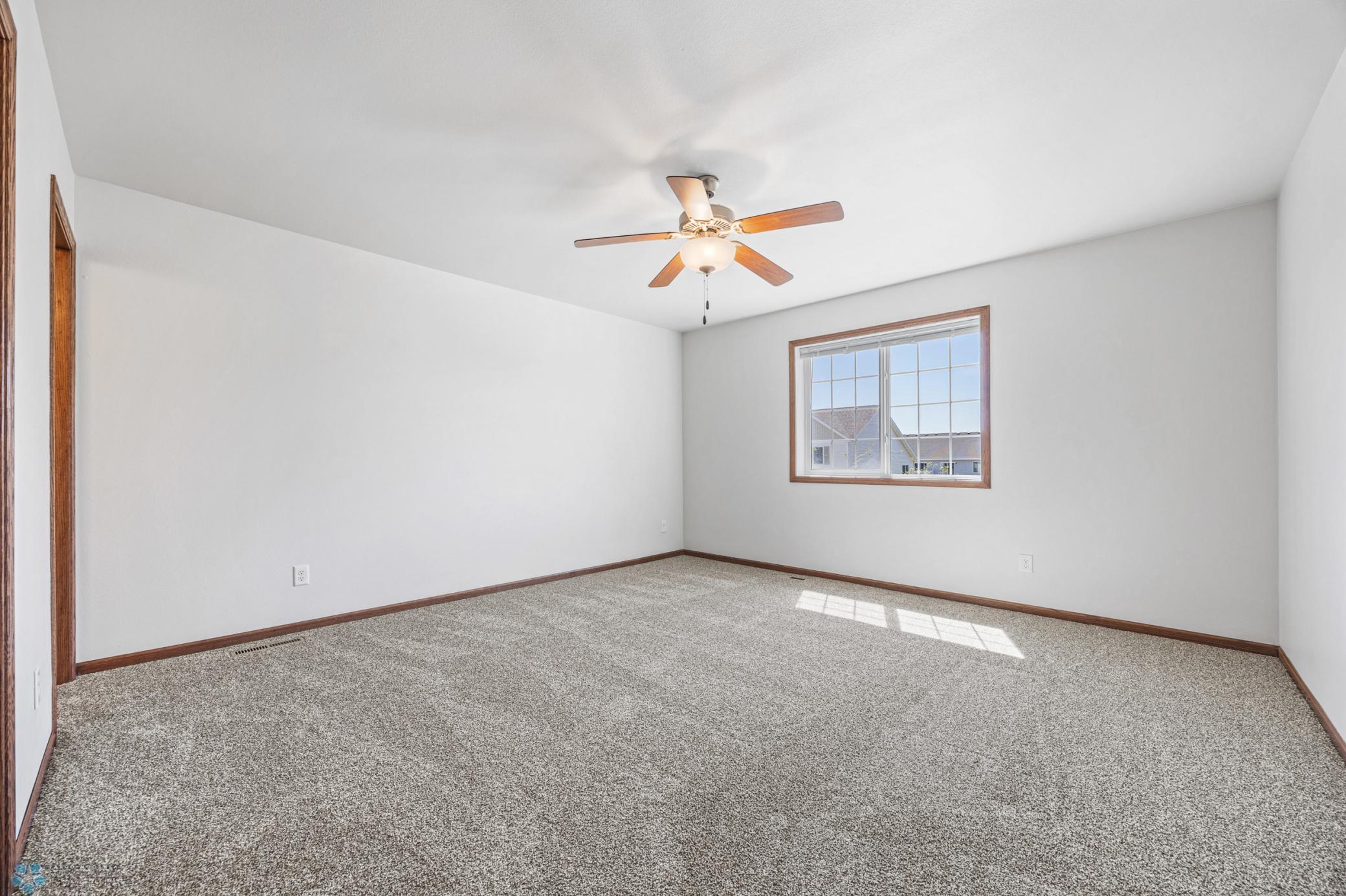 1236 S Beach Way, West Fargo, North Dakota image 9