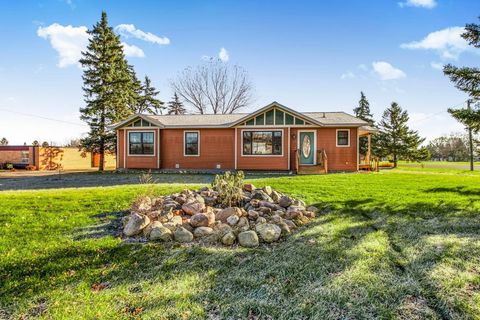 Homes For Sale - 18 N Douglas Avenue<br/> Douglas County, Carlos, MN 56319