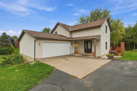 Homes For Sale - 858 Bradley Drive<br/> Hudson, WI 54016