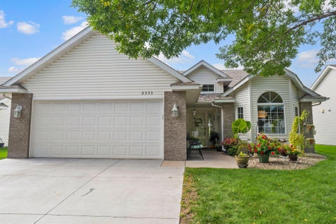 Townhouse For Sale - 2333 Cleveland Lane<br/> Cambridge, MN 55008