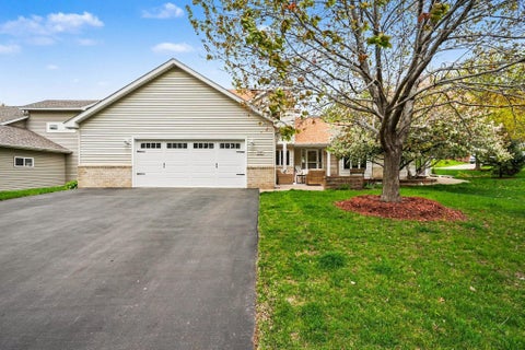 Homes For Sale - 2635 79th Street<br/> Dakota County, Inver Grove Heights, MN 55076