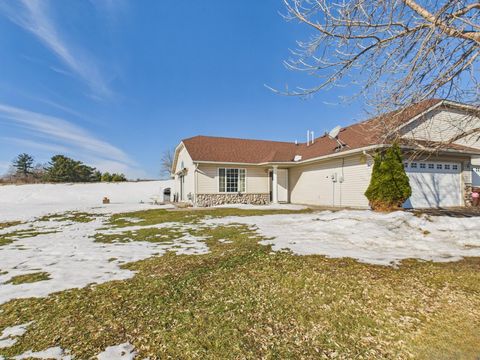 Townhouse For Sale - 411 Bluebird Street<br/> Kanabec County, Mora, MN 55051