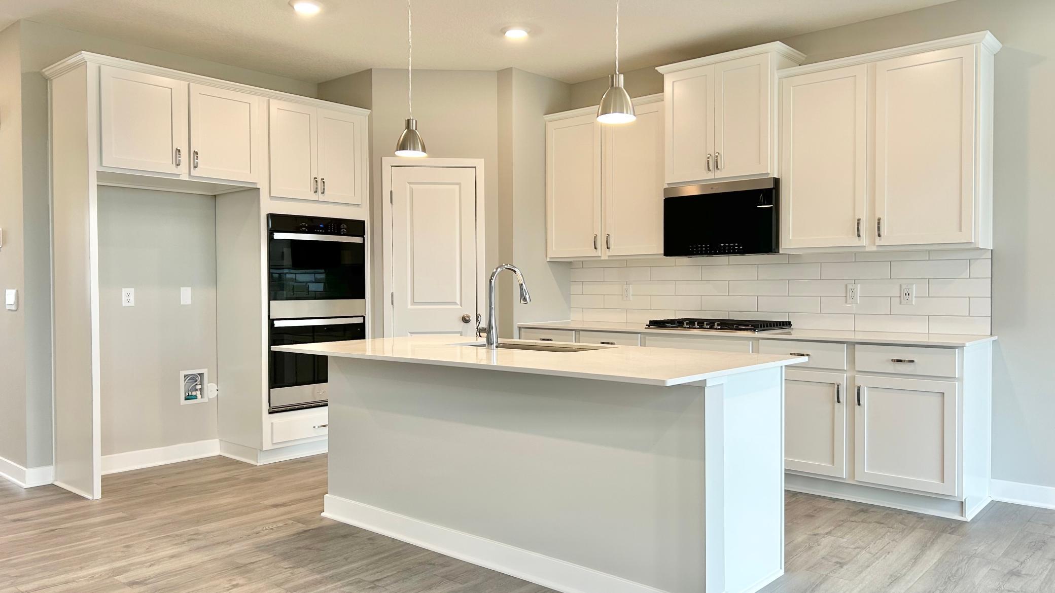2452 Marsh View Court, Shakopee, Minnesota image 3