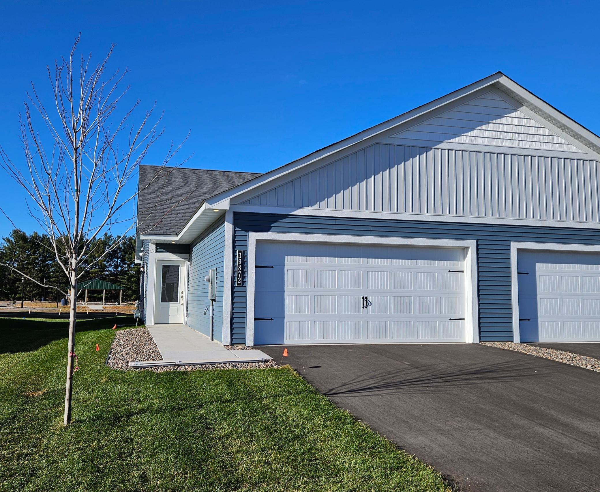 39872 Fallbrook Avenue, North Branch, Minnesota image 1