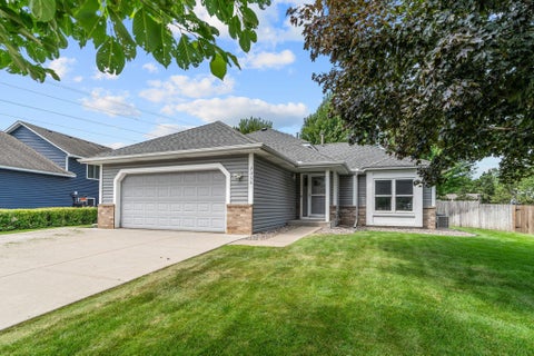 Homes For Sale - 7366 Janero Avenue<br/> Cottage Grove, MN 55016