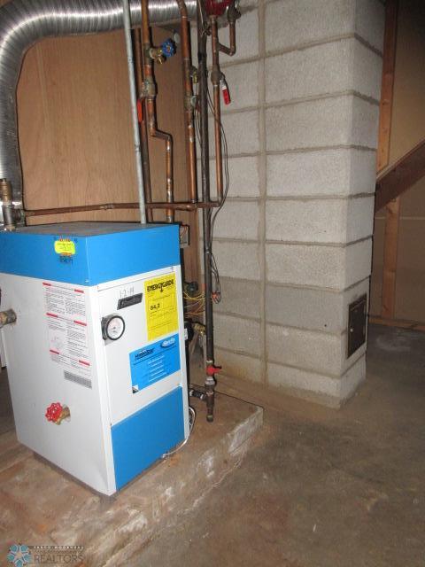 Barnesville, Minnesota 56514, United States, 3 Bedrooms Bedrooms, ,2 BathroomsBathrooms,Residential,Pending,55000