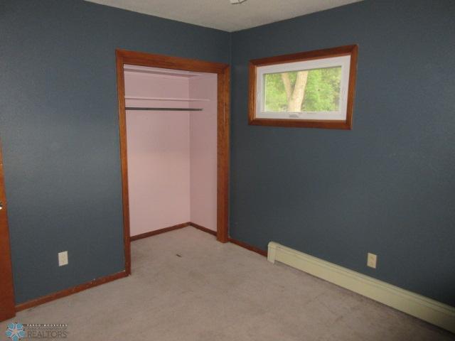 Barnesville, Minnesota 56514, United States, 3 Bedrooms Bedrooms, ,2 BathroomsBathrooms,Residential,Pending,55000