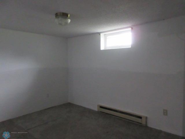 Barnesville, Minnesota 56514, United States, 3 Bedrooms Bedrooms, ,2 BathroomsBathrooms,Residential,Pending,55000