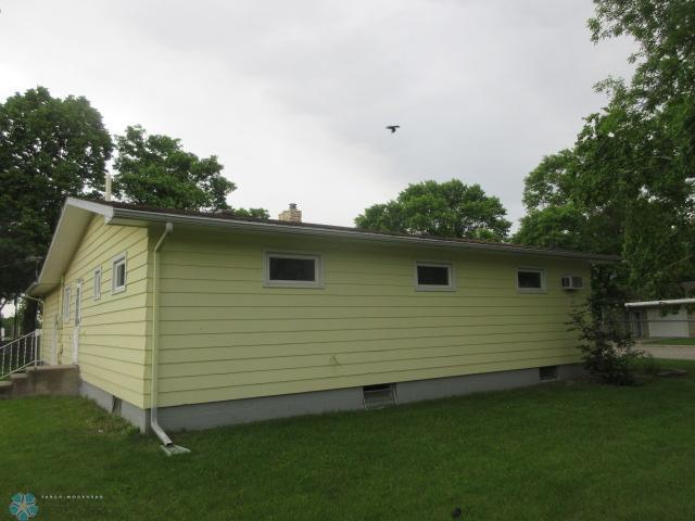 Barnesville, Minnesota 56514, United States, 3 Bedrooms Bedrooms, ,2 BathroomsBathrooms,Residential,Pending,55000