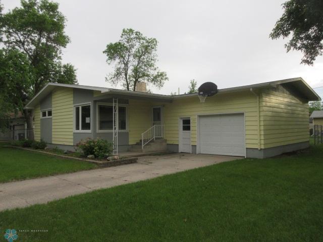Barnesville, Minnesota 56514, United States, 3 Bedrooms Bedrooms, ,2 BathroomsBathrooms,Residential,Pending,55000