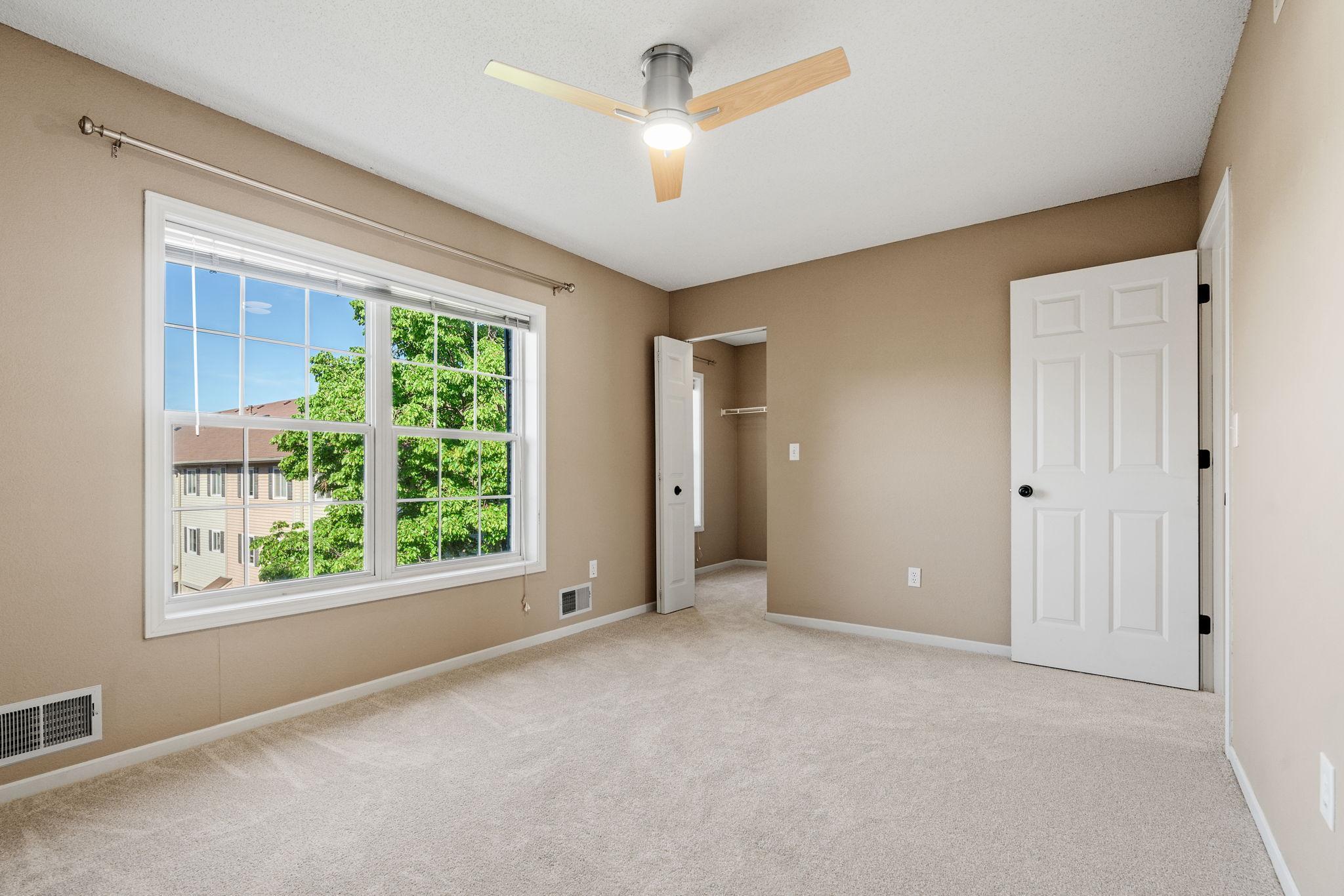 6561 Regency Lane, Eden Prairie, Minnesota image 30
