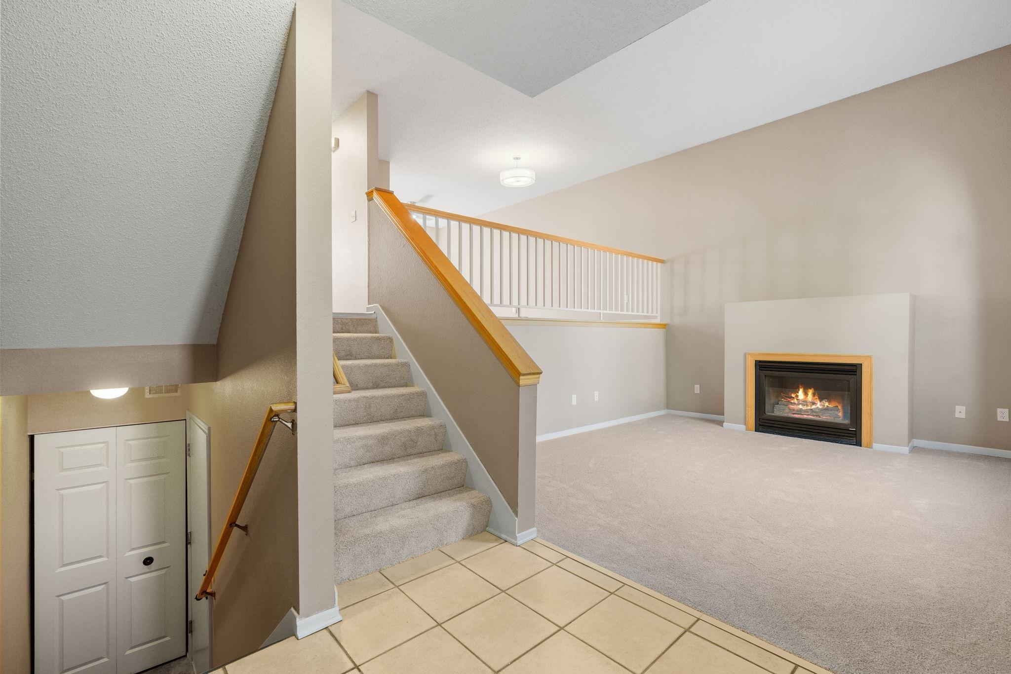 6561 Regency Lane, Eden Prairie, Minnesota image 9