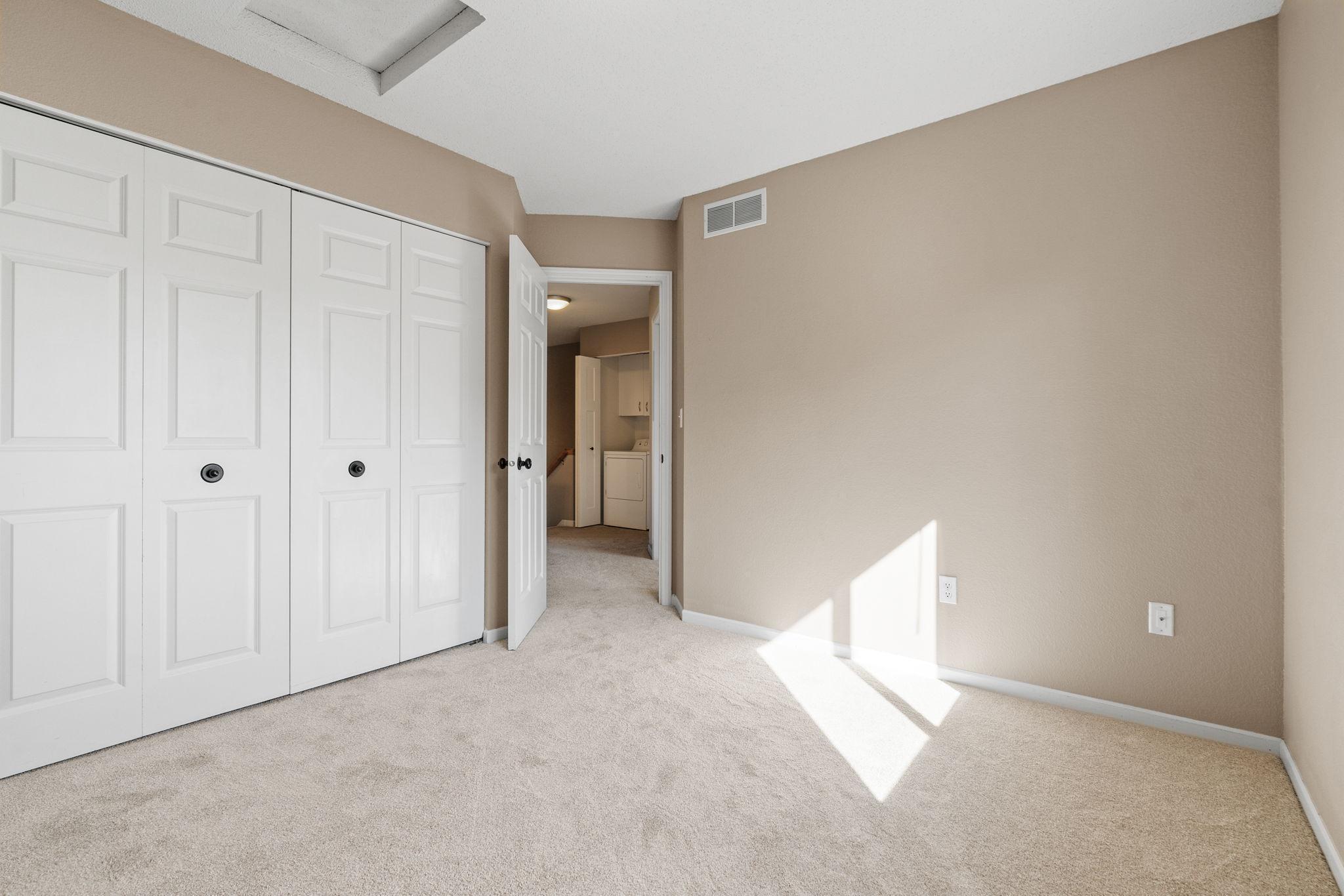 6561 Regency Lane, Eden Prairie, Minnesota image 39
