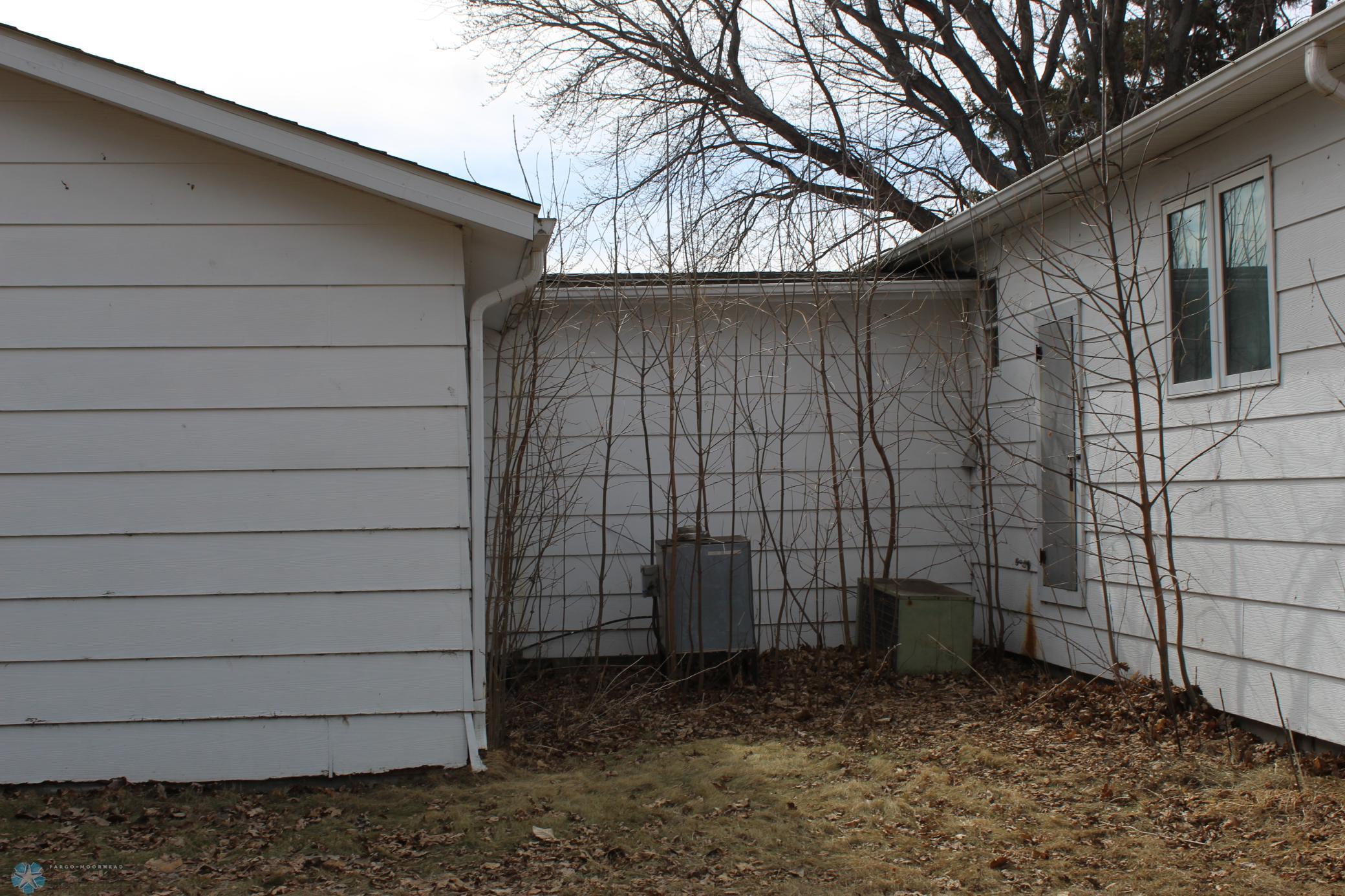 611 Railroad Avenue, Leonard, North Dakota image 21