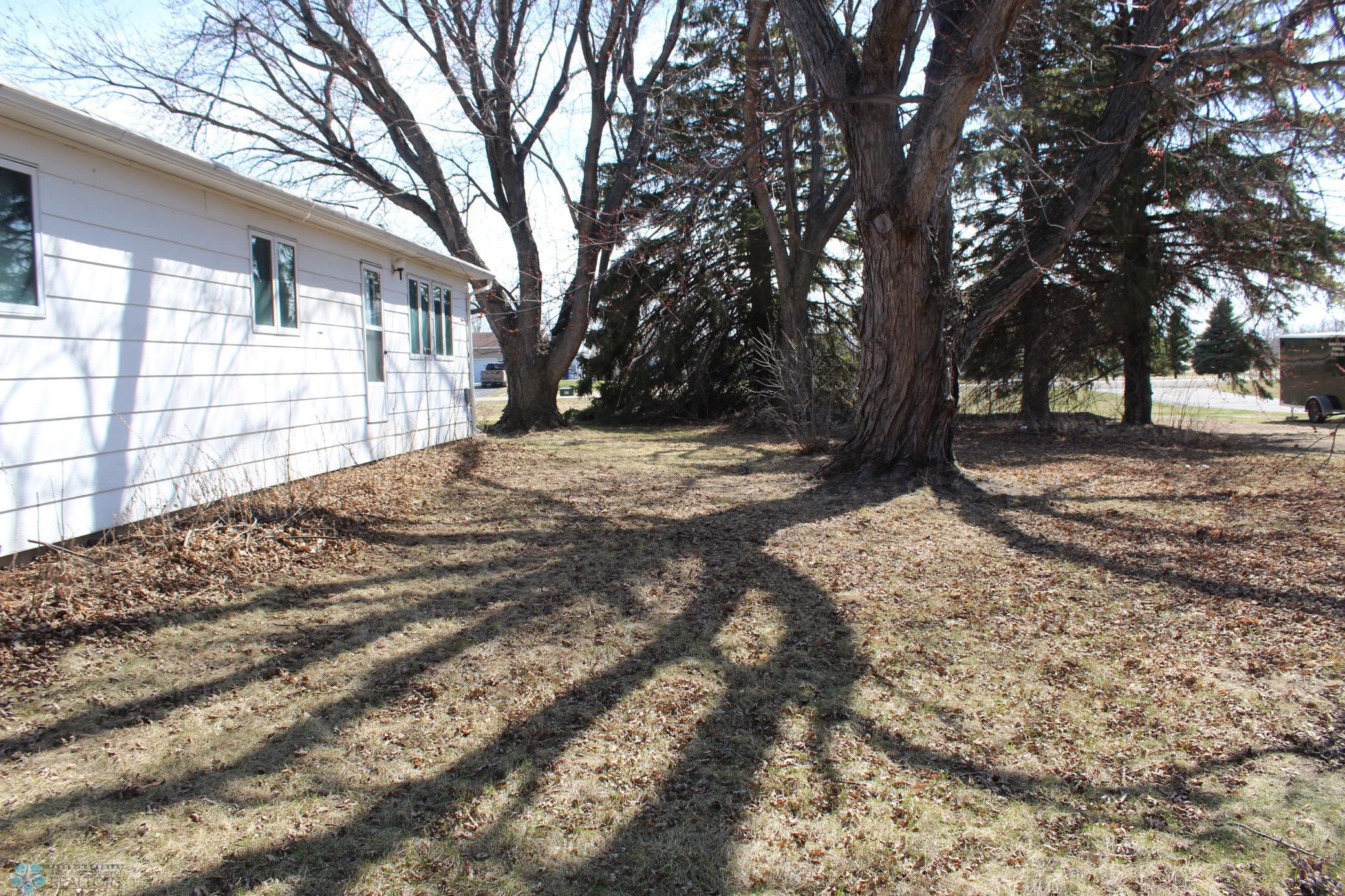 611 Railroad Avenue, Leonard, North Dakota image 32